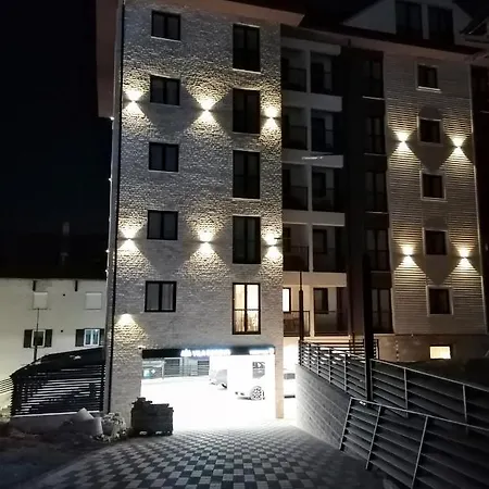 아파트 Apartman 305 U Vili Borova 즐라티보